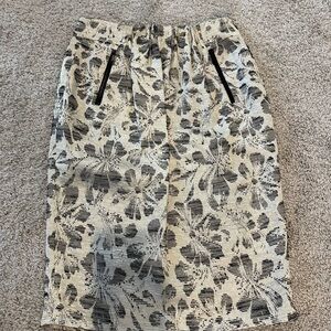 Lafayette 148 Women’s Size 6 Pencil Skirt